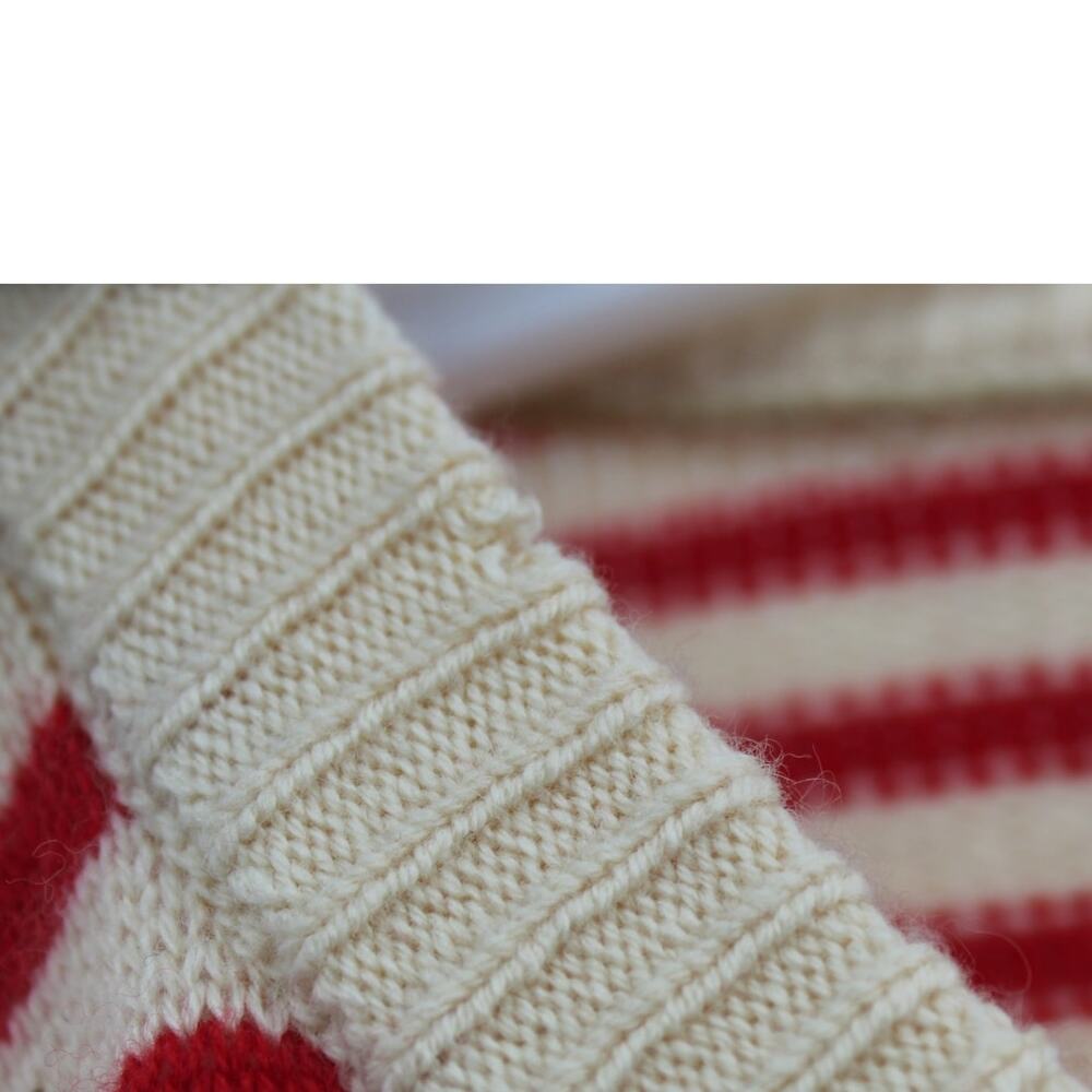 Banana Republic 2XLT Men Sweater Merino Wool Cashmere Red Stripes Holiday NEW - Picture 3 of 6